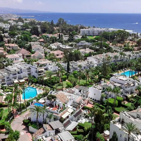 Adp- San Pedro Beach By Roomservices Daire